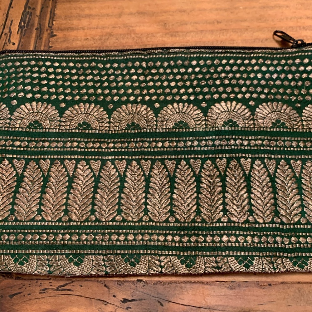 Purse - Picture 4 of 8